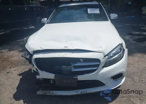 2019 Mercedes-Benz C 300 из США, поврежденный, VIN 55SWF8DB3KU307720